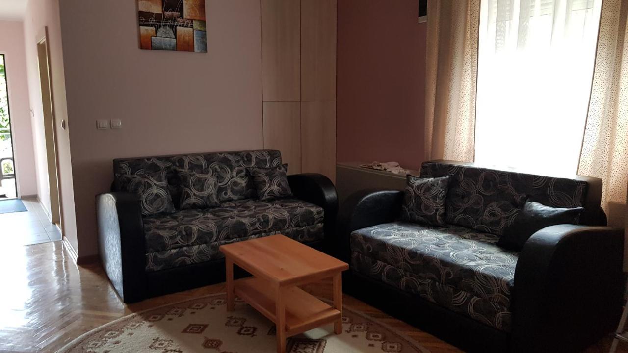 Apartmani V&F Vrnjačka Banja Dış mekan fotoğraf