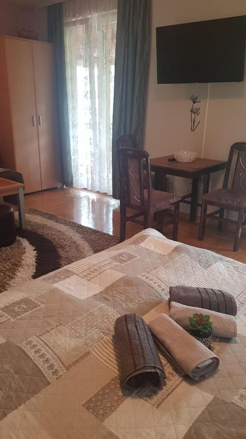 Apartmani V&F Vrnjačka Banja Dış mekan fotoğraf